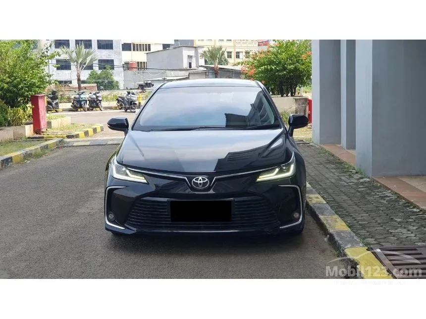 2021 Toyota Corolla Altis V Sedan