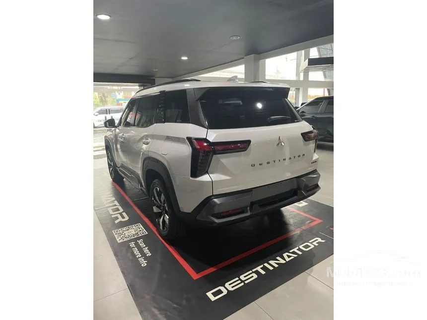 2026 Mitsubishi Destinator Ultimate Premium SUV