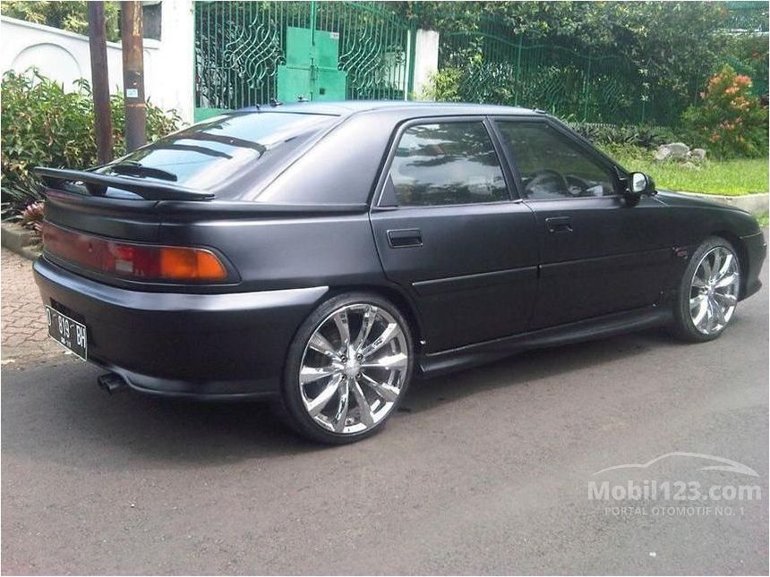 Jual Mobil  Mazda  323  1990 1 5 di Jawa Barat Manual Sedan  