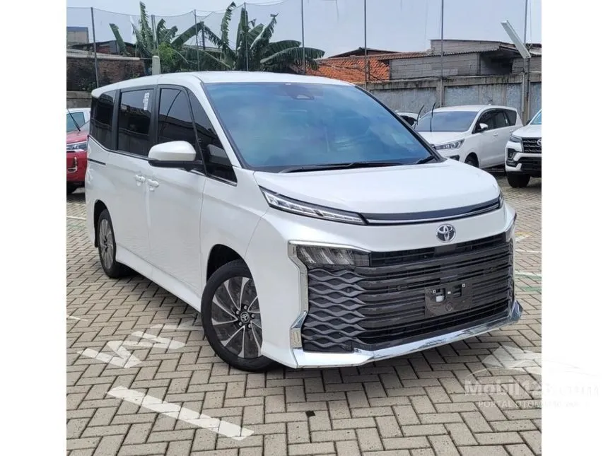 Jual Mobil Toyota Voxy 2024 2.0 di Jawa Barat Automatic Van Wagon Putih Rp 598.000.000