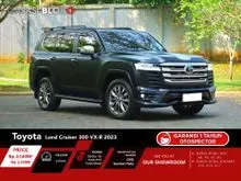 2023 Toyota Land Cruiser 3.3 300 VX-R SUV 4x4 AT Black Odo 8 Rb (ANTIK) HARGA TERENDAH