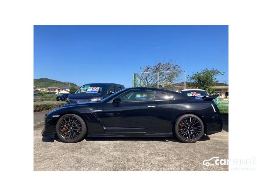 2026 Nissan GT-R Premium Edition Coupe