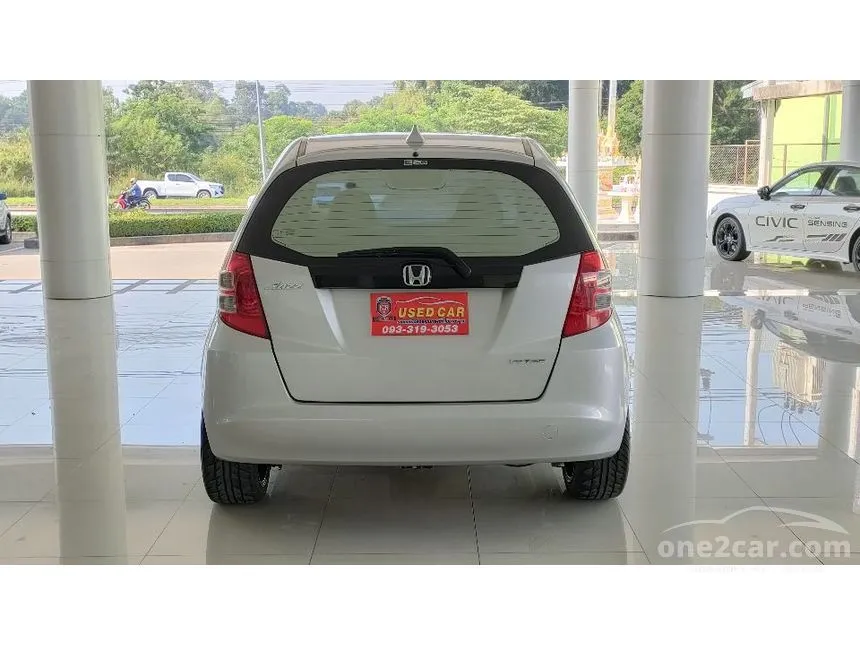 2009 Honda JAZZ V Hatchback