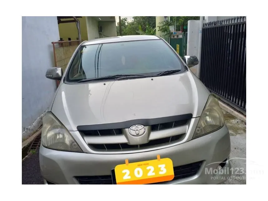 2005 Toyota Kijang Innova V MPV