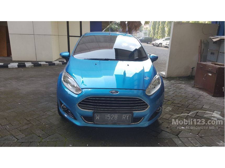 Jual Mobil  Ford  Fiesta  2013 Sport 1 5 di Jawa  Timur  