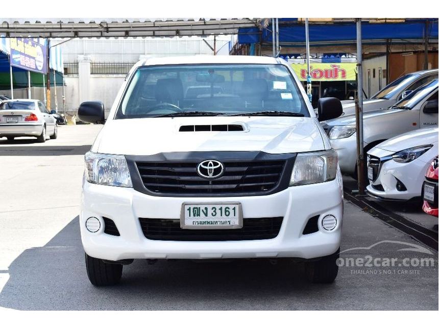 2014 Toyota Hilux Vigo J Pickup