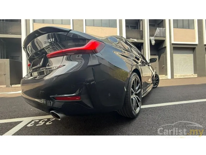 2022 BMW 320i M Sport Runout Edition Sedan