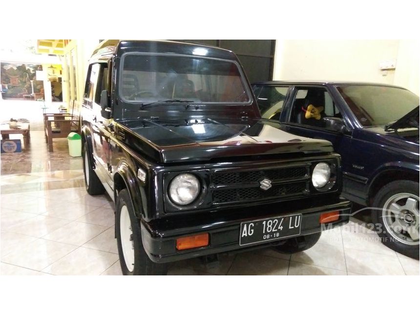 Jual Mobil Suzuki Katana 1988 1.0 di Jawa Timur Manual Jeep Hitam Rp 33