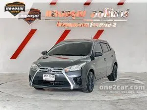 2015 Toyota YARIS 1.2 E Hatchback