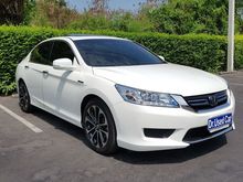 2015 Honda Accord 2.0 (ปี 13-17) Hybrid i-VTEC Sedan AT