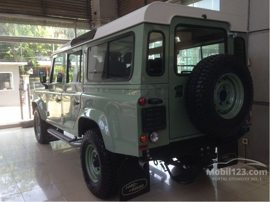 Jual Mobil Land Rover Defender 2016 90 2.2 di DKI Jakarta 