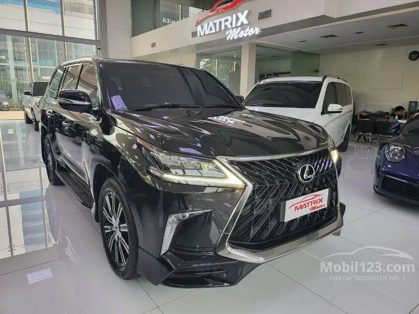 Jual Mobil Lexus LX570 2019 Sport 5.7 di DKI Jakarta Automatic SUV Hitam Rp 2.900.000.000