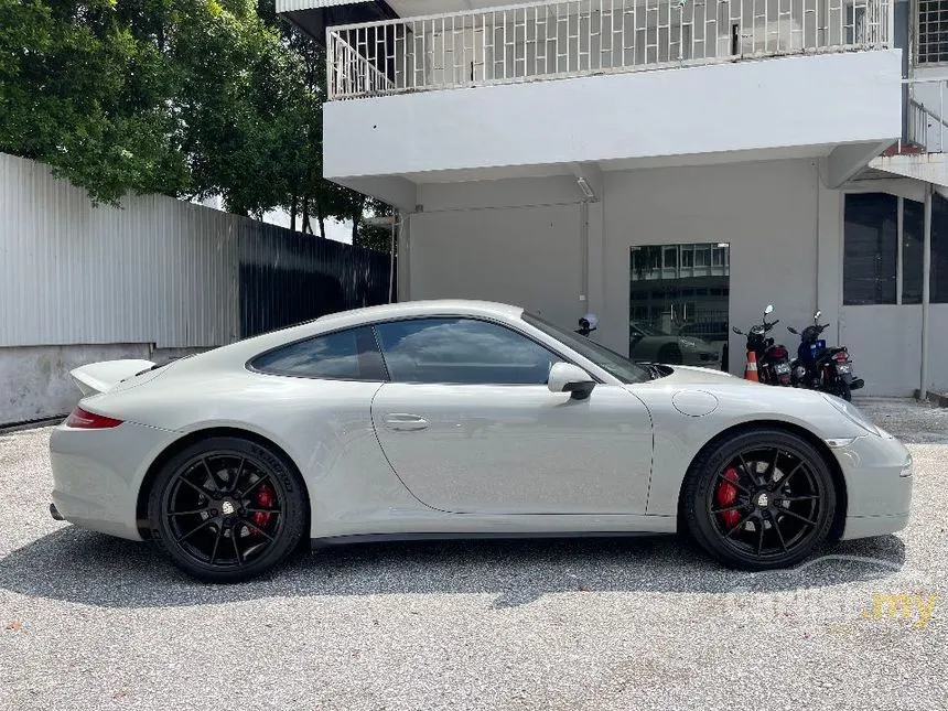 2013 Porsche 911 Carrera 4S Coupe