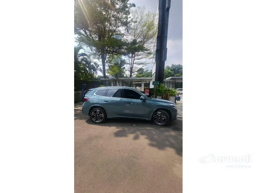 2025 BMW iX1 eDrive20 M Sport SUV