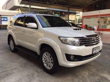 2013 Toyota Fortuner 3.0 (ปี 12-15) V SUV AT