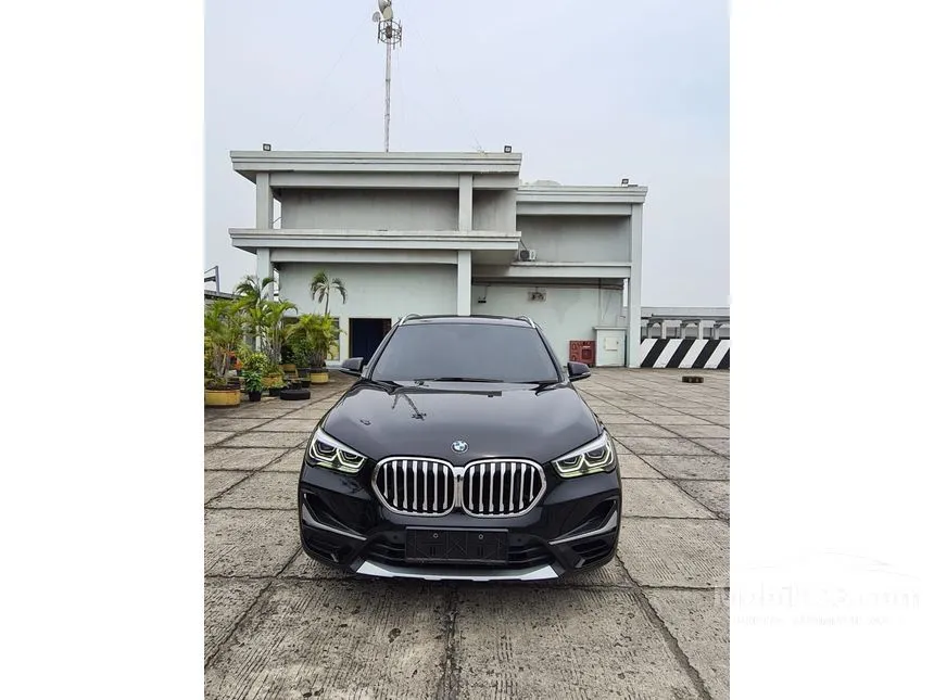 Jual Mobil BMW X1 2021 sDrive18i xLine 1.5 di DKI Jakarta Automatic SUV Hitam Rp 599.000.000