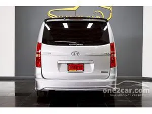 2017 Hyundai H-1 2.5 Touring Van