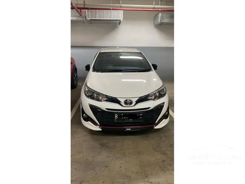 Jual Mobil Toyota Yaris 2018 TRD Sportivo 1.5 di Jawa Barat Automatic Hatchback Putih Rp 190.000.000