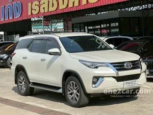2018 Toyota FORTUNER 2.4 (ปี 15-25) V 4WD SUV