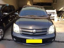 2004 Toyota IST 1.5 Hatchback hitam Matic