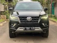 2022 Toyota Fortuner 2.8 VRZ 4X2 SUV AT Hitam