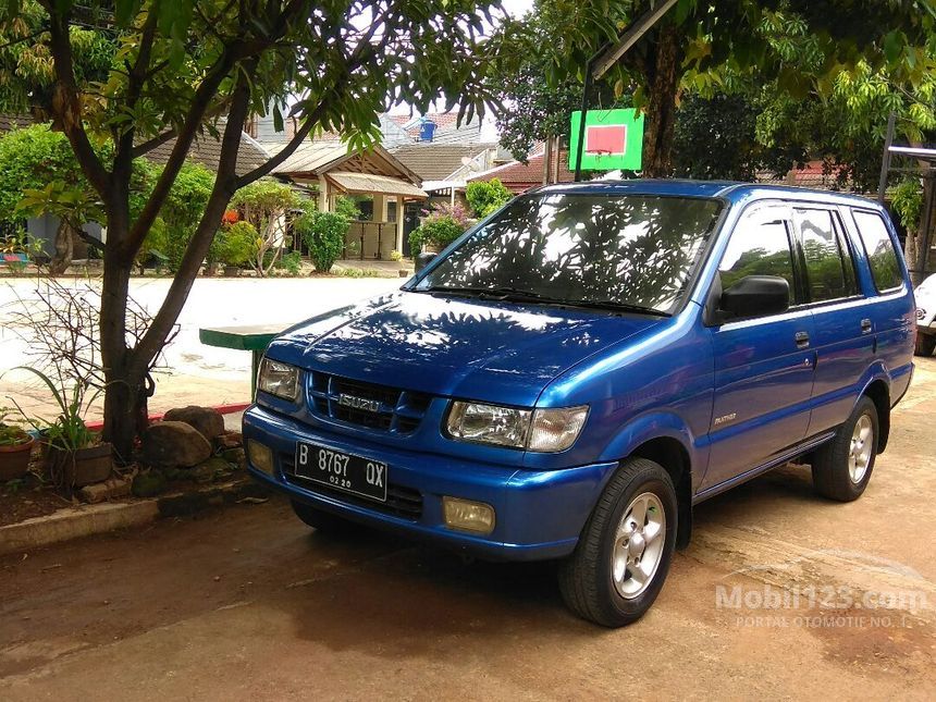 Jual Mobil  Isuzu  Panther  2001 LS Hi  Grade  2 5 di Jawa 