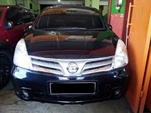 Nissan Grand Livina 1.5 XV 2012 AT black good condition