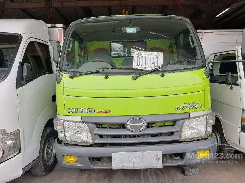 Jual Mobil Hino Dutro 2014 4.0 di DKI Jakarta Manual Trucks Hijau Rp 180.000.000