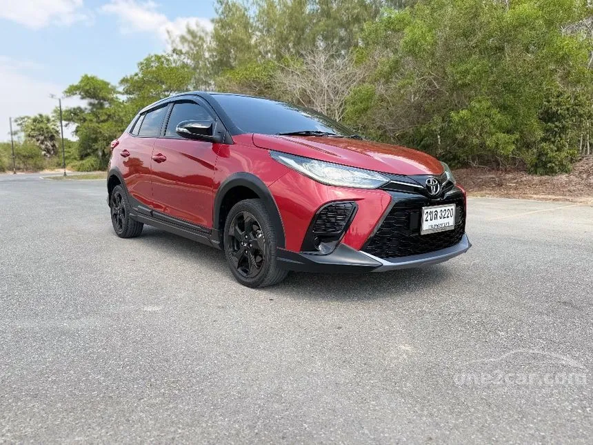 2022 Toyota YARIS Sport X Urban Hatchback