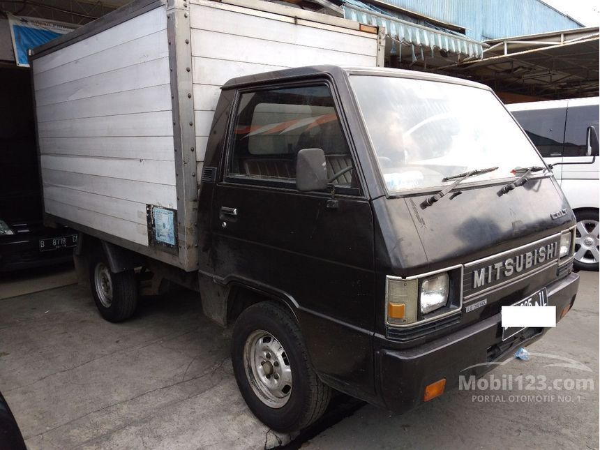 Jual Mobil Mitsubishi Colt L300 2006 Box 2.5 Manual 2.5 di Jual Mobil Mitsubishi Colt L300 2006 Box 2.5 Manual 2.5 di