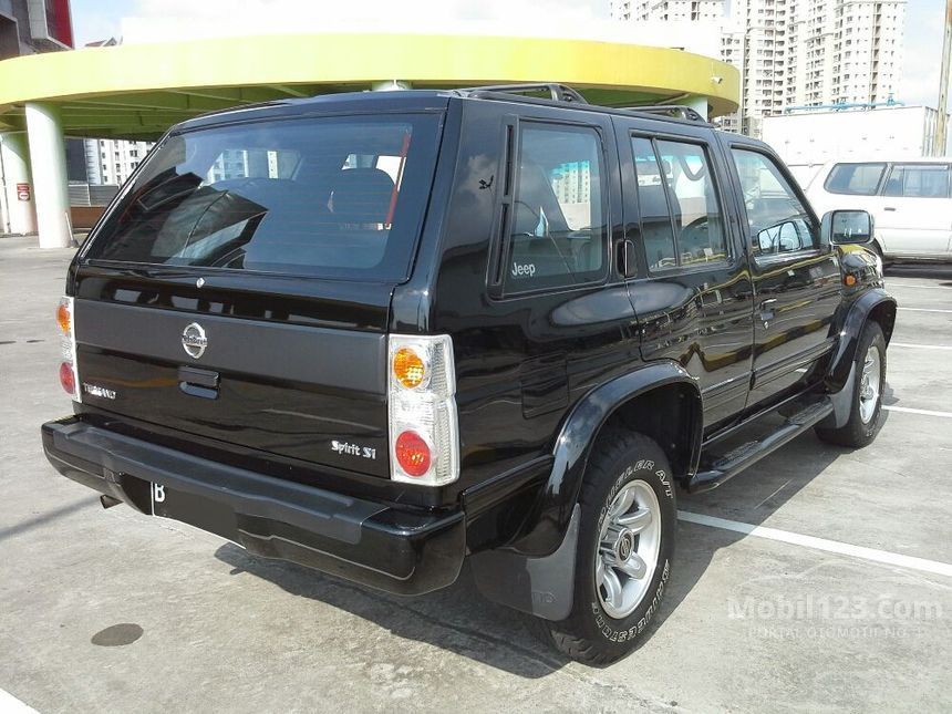 Jual Mobil Nissan Terrano 2003 Spirit S1 2.4 di DKI 