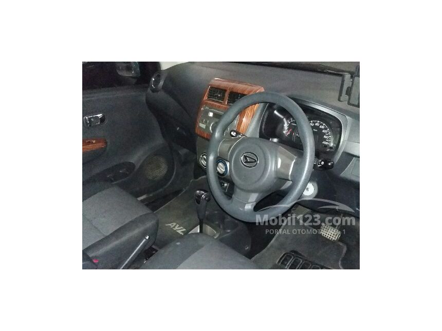 Jual Mobil  Daihatsu  Ayla  2021 X  Elegant  1 0 di Sulawesi 