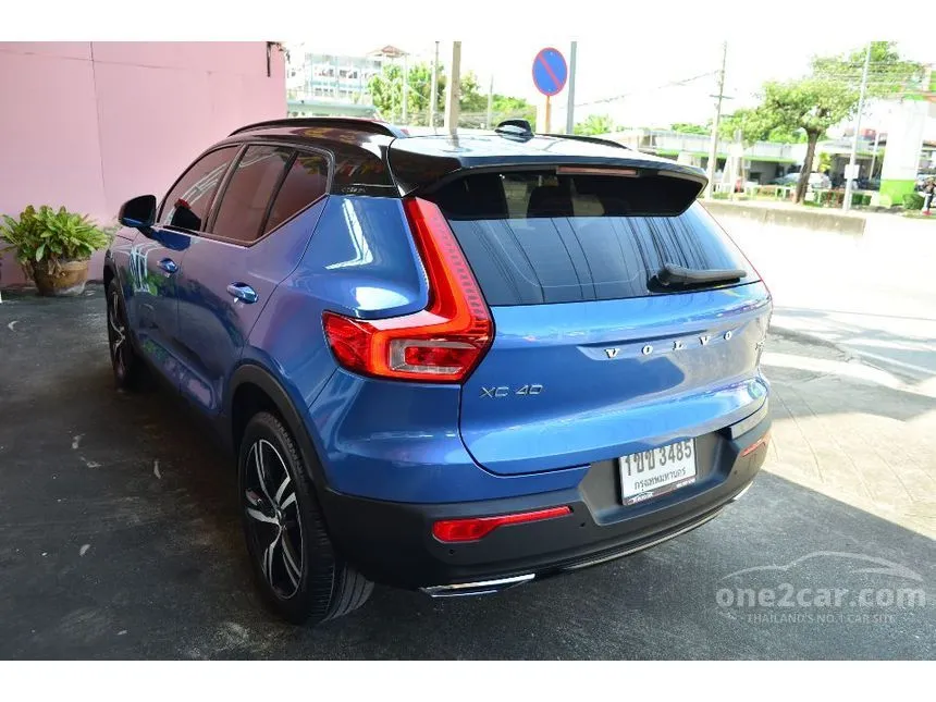 2020 Volvo XC40 T5 R-Design SUV