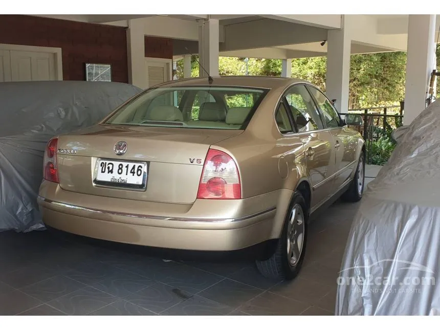 2004 Volkswagen Passat V5 Sedan