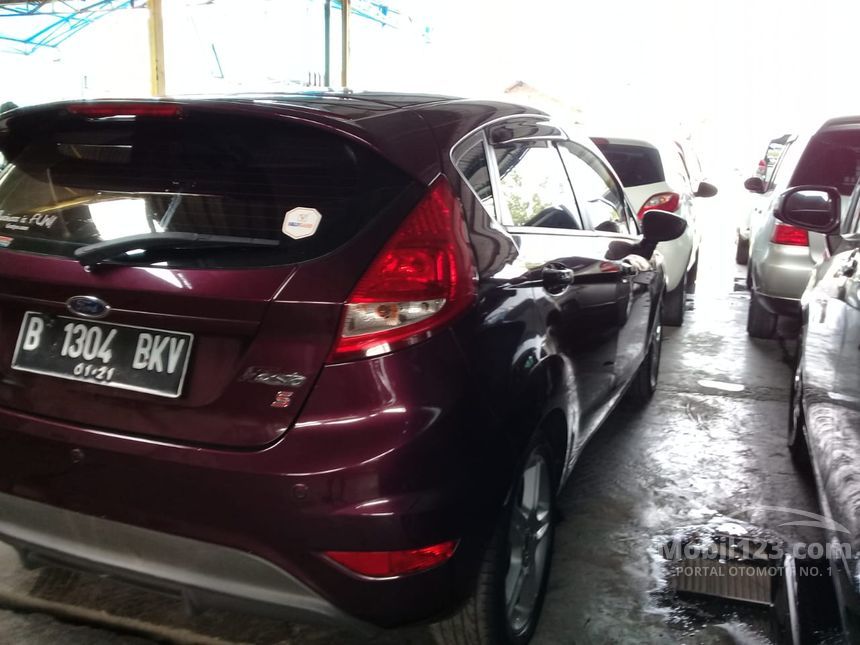 Jual Mobil Ford Fiesta 2010 Sport 1.6 di Banten Automatic 