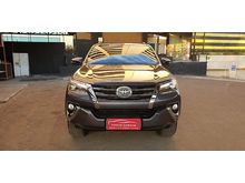 Toyota Fortuner VRZ Diesel 2.4 Double Disc AT Abu Metalik Facelift - Service Record - Tangan 1 - Kredit DP MURAH