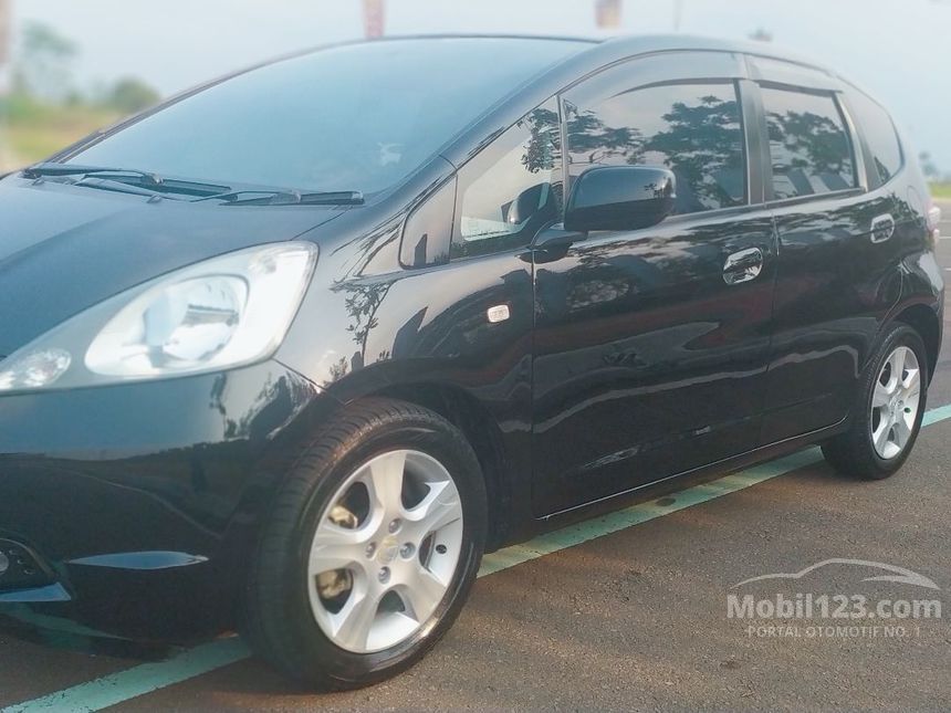 Jual Mobil  Honda  Jazz  2008 RS 1 5 di Banten Manual  