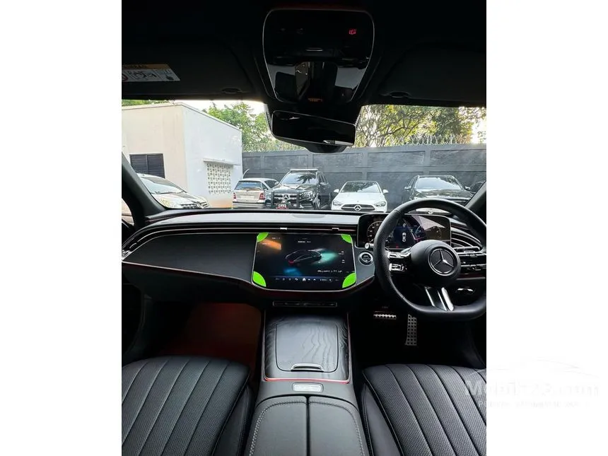 2025 Mercedes-Benz E300 AMG Line Sedan
