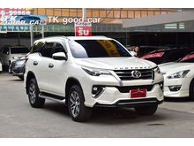 2018 Toyota Fortuner 2.4 (ปี 15-18) V SUV