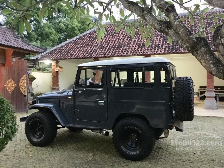 Jual Mobil Toyota Hardtop 1981 4.2 di Bali Manual Jeep Abu-abu Rp 200