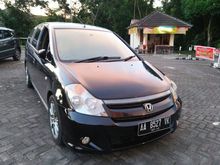 2005 Honda Stream 2.0 2 MPV