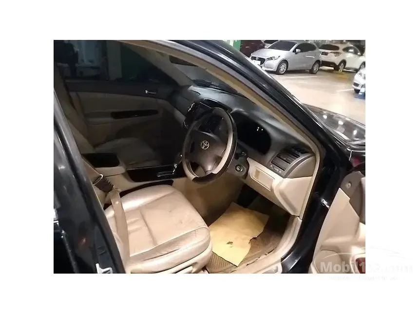 2003 Toyota Camry V Sedan