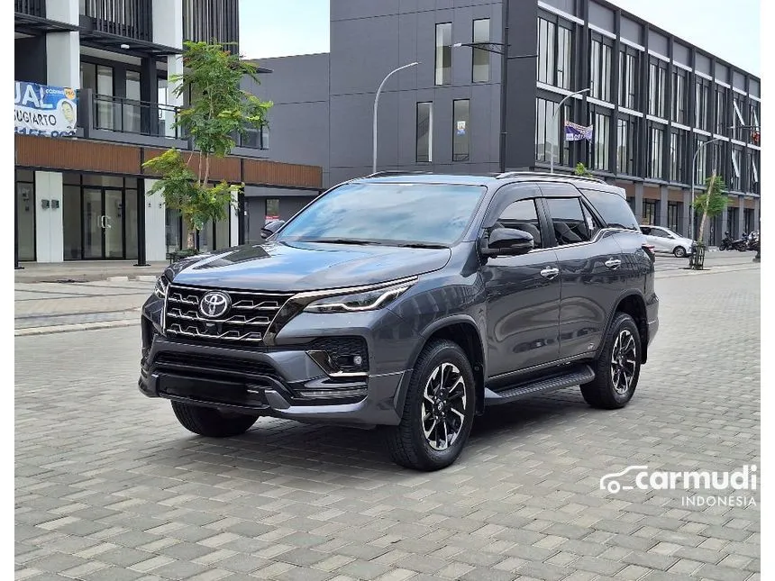 2022 Toyota Fortuner VRZ GR SPORT 4X2 SUV