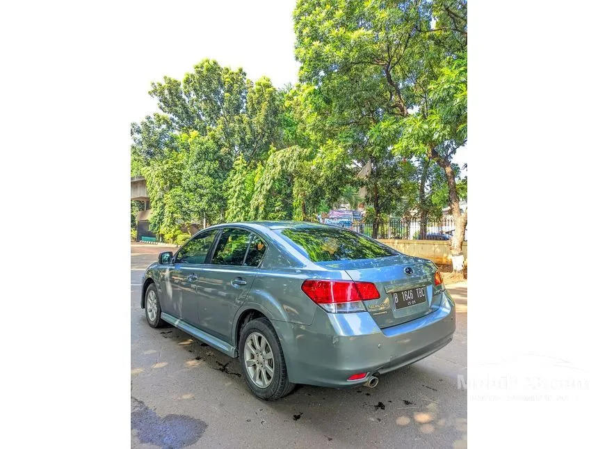 2010 Subaru Legacy Sedan