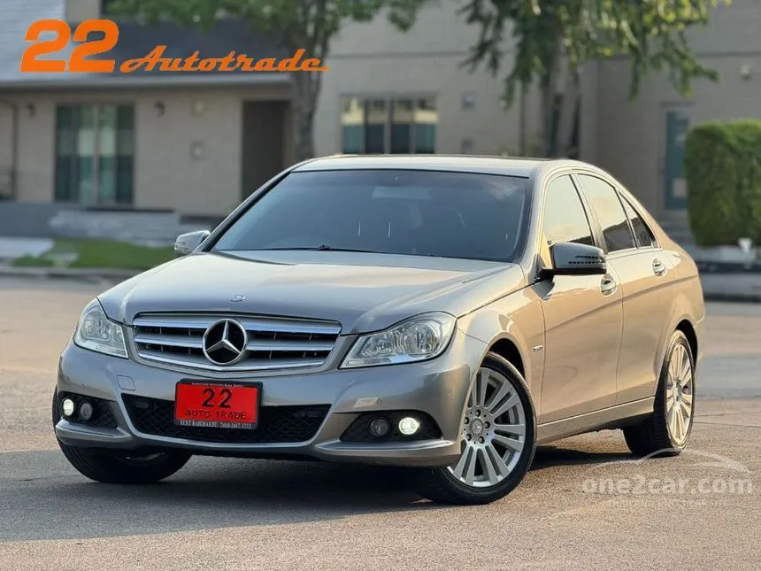 2012 Mercedes-Benz C220 CDI BlueEFFICIENCY Sedan