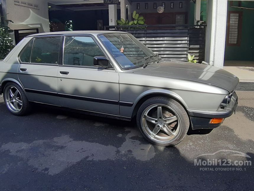 Бмв 520 1989