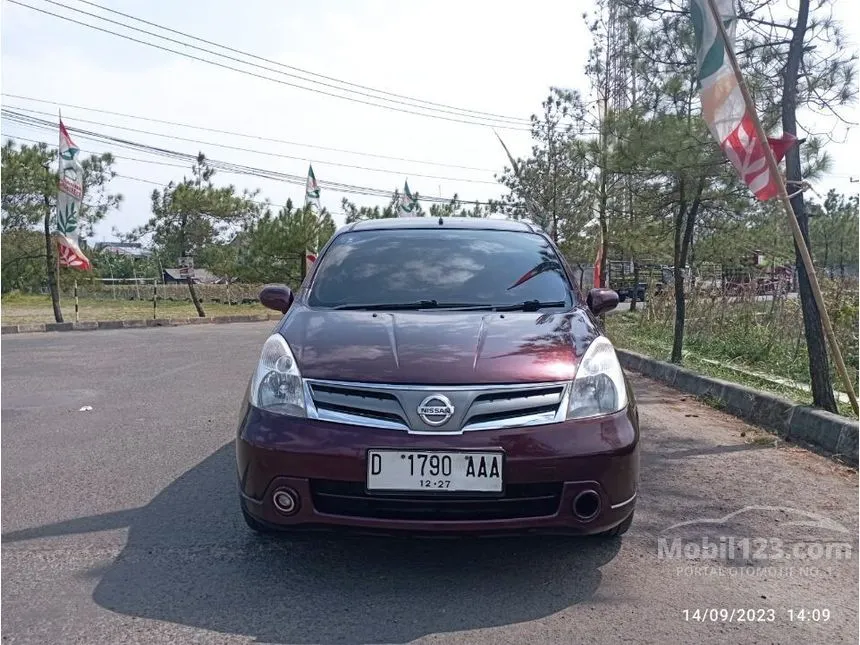 Jual Mobil Nissan Grand Livina 2012 SV 1.5 di Jawa Barat Manual MPV Marun Rp 85.000.000