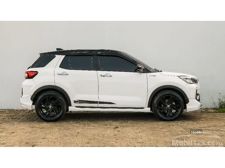 2022 Toyota Raize GR Sport (2 Tone) SUV
