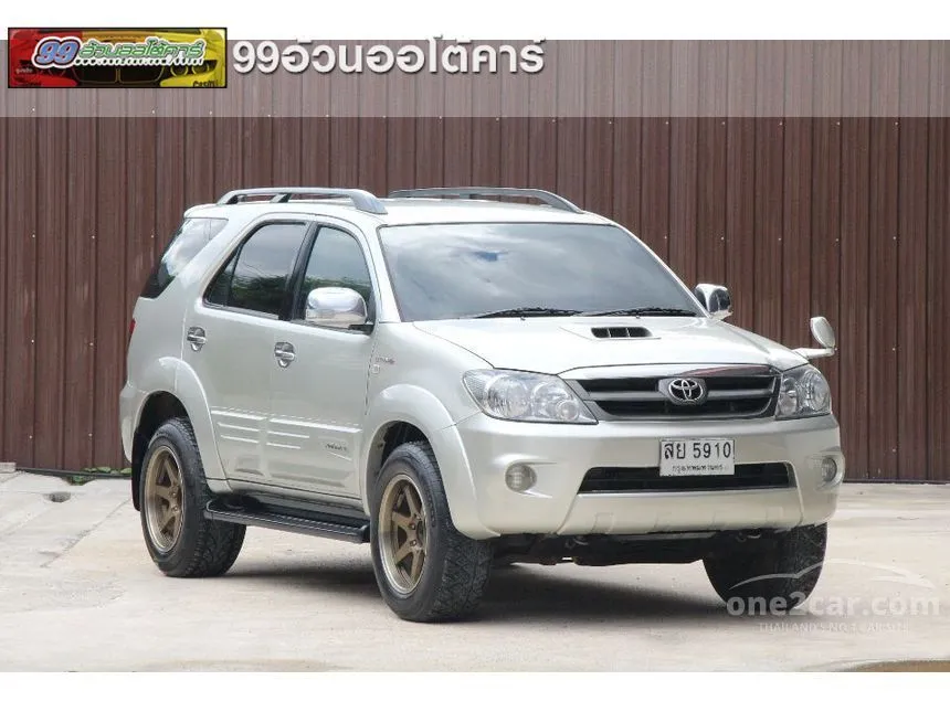 2006 Toyota FORTUNER V SUV