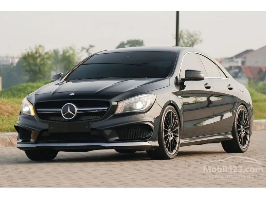 2015 Mercedes-Benz AMG CLA45 Coupe
